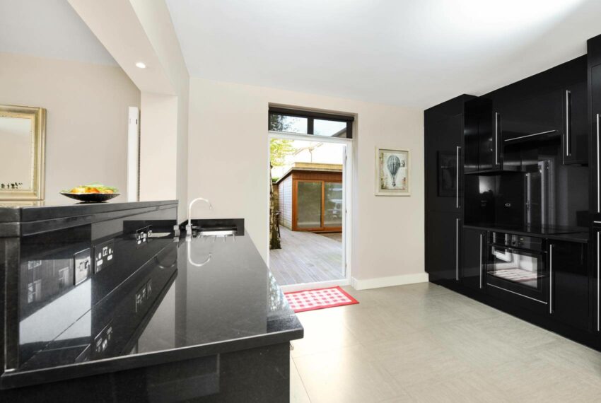 sd_investment_bc_flat30_24