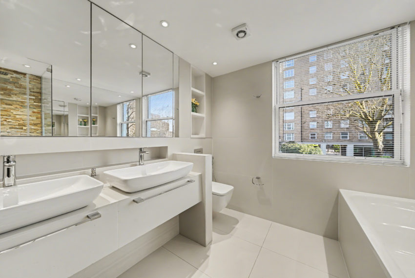 1 Court Close, St. John's Wood Park NW8 6NN-1