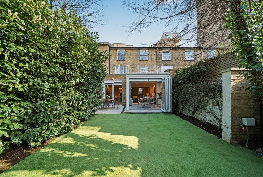 1 Court Close, St. John's Wood Park NW8 6NN-10