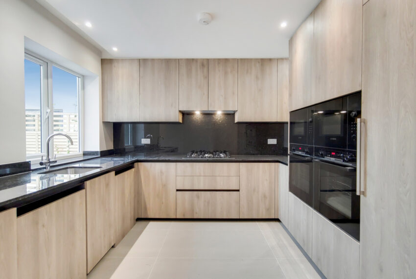 4_Kitchen-Dining Room-2